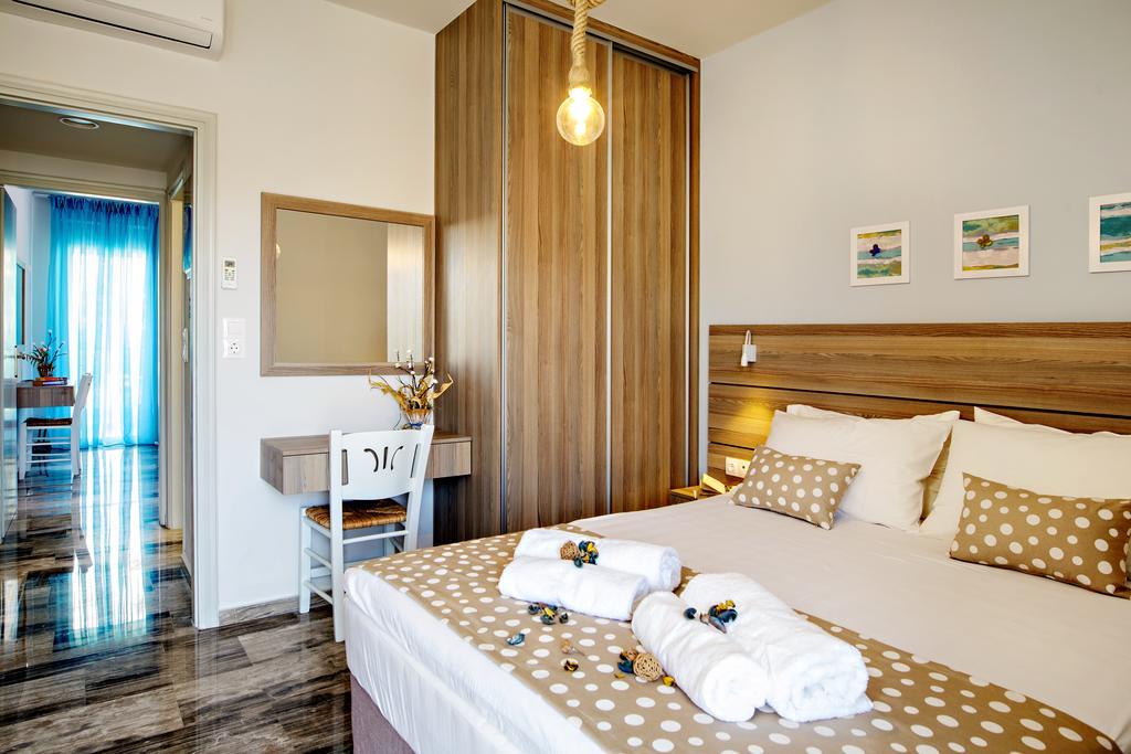 Beachside Apartment In Plakias Centre! Luaran gambar